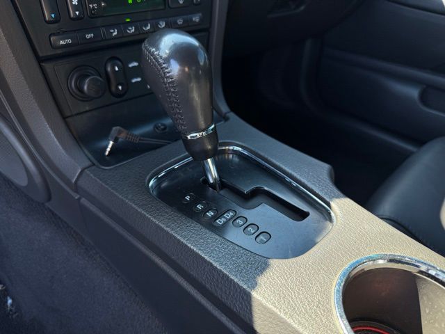 2002 Ford Thunderbird Base photo 20