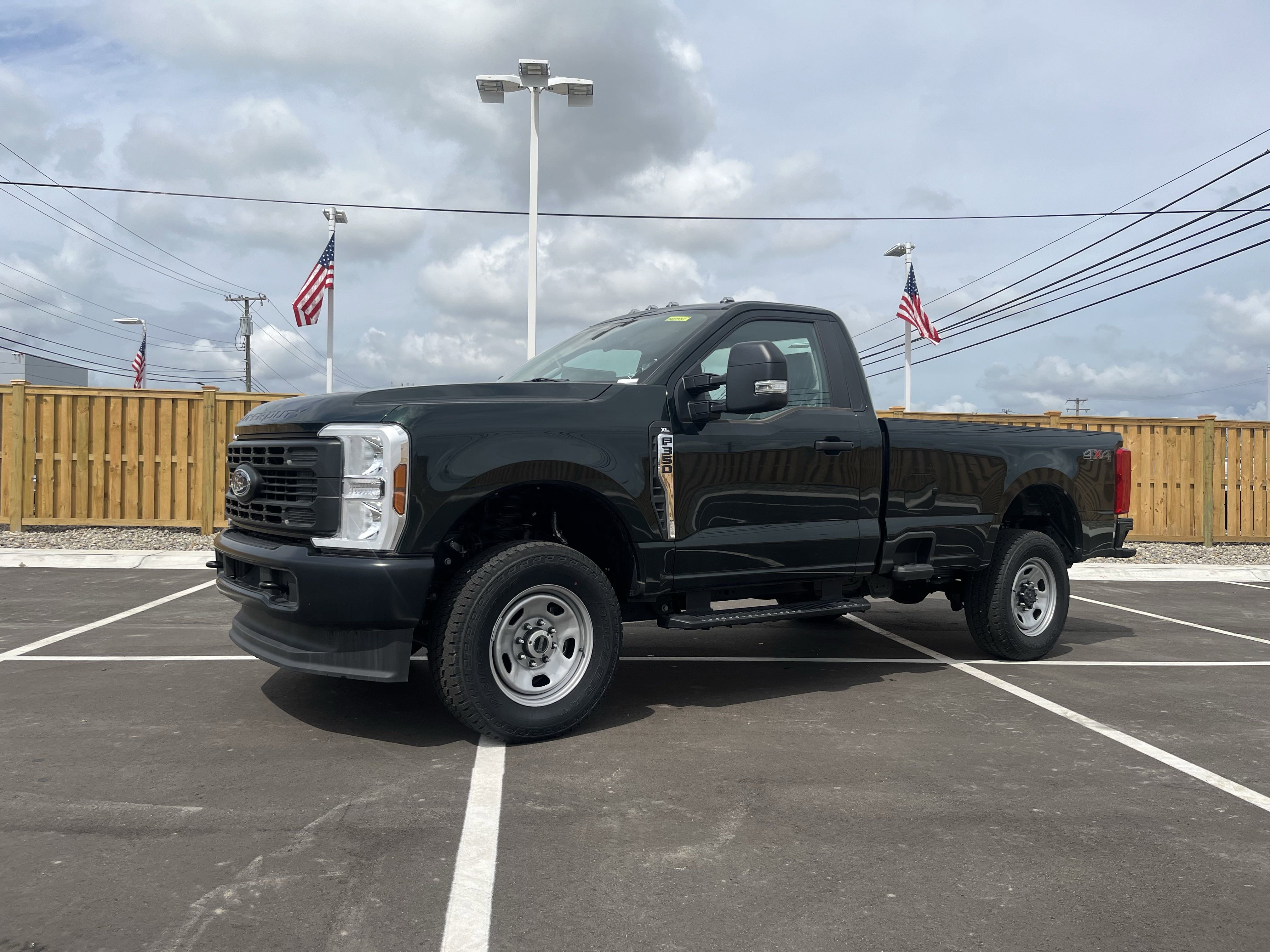 2024 Ford F-350 XL photo 4