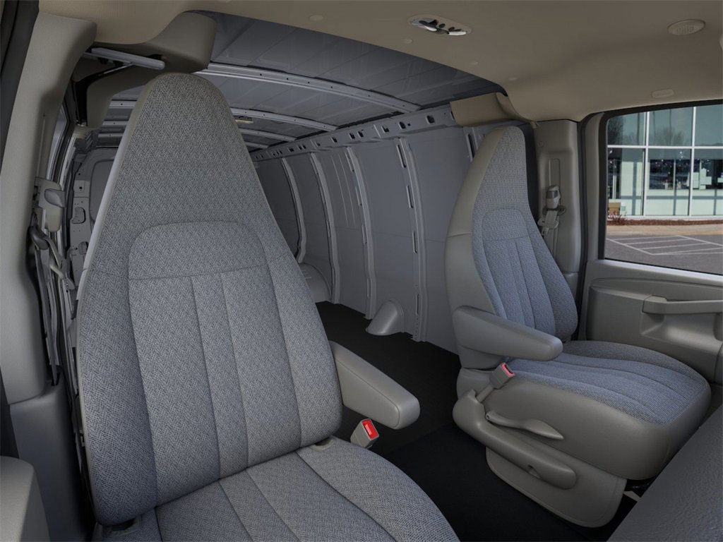 2025 Chevrolet Express Cargo 2500 photo 14