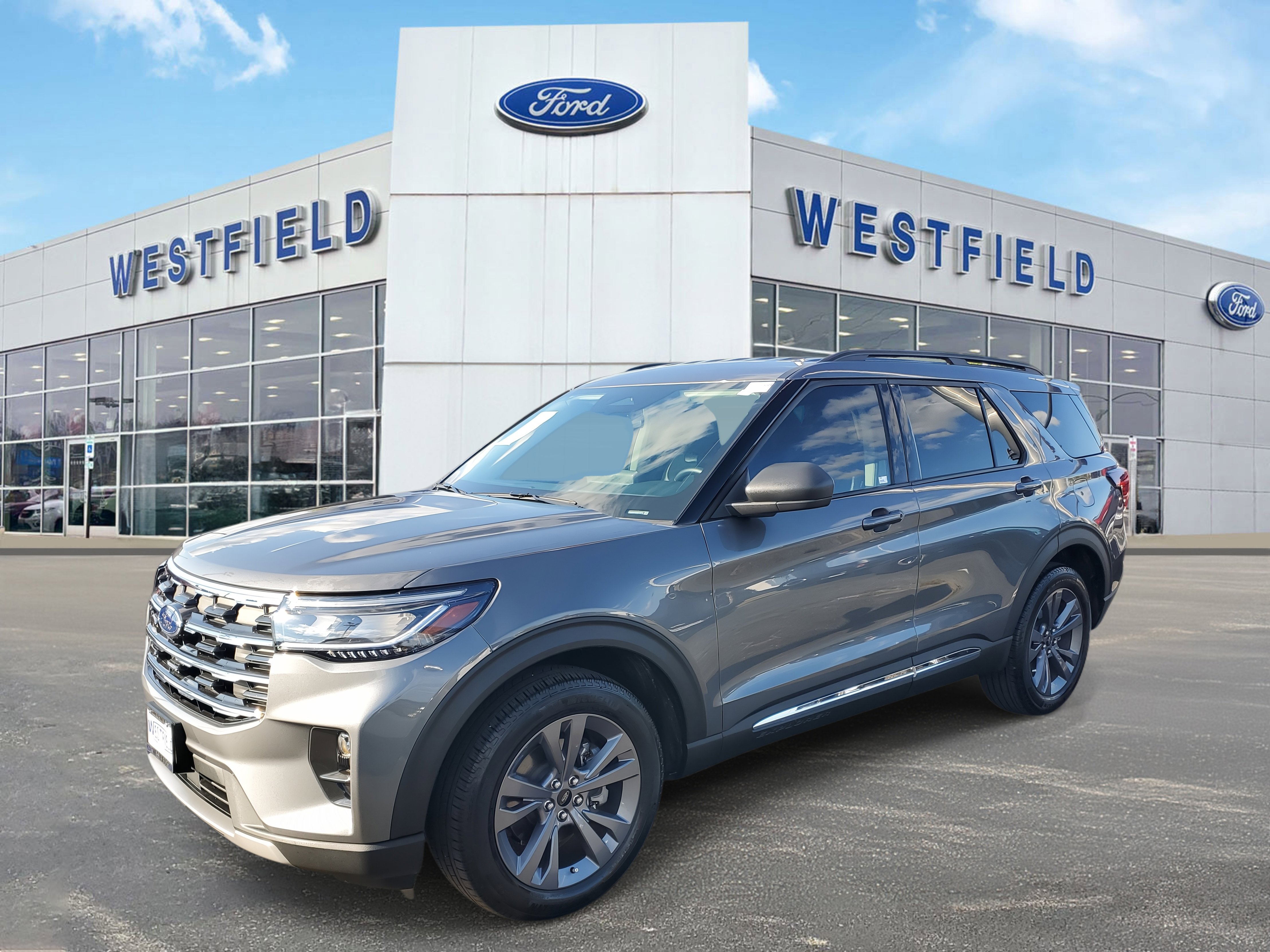 2025 Ford Explorer photo 3