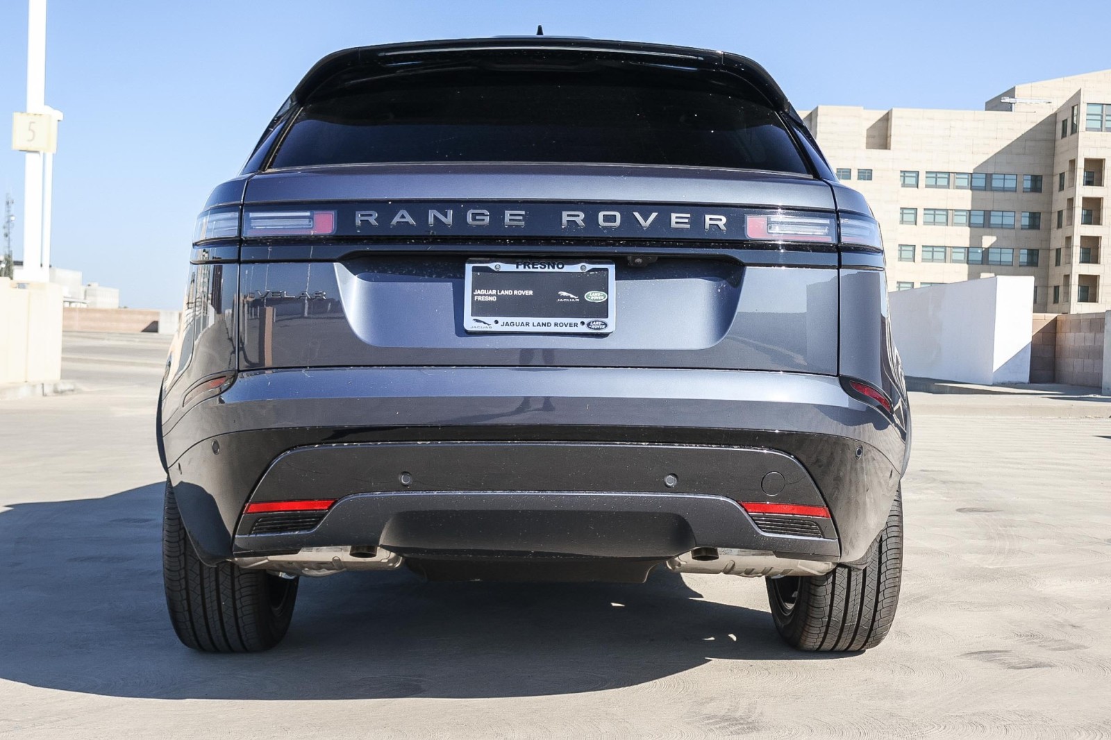 2026 Land Rover Range Rover Velar SE photo 5
