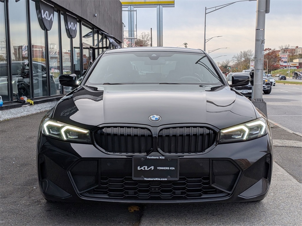 2023 Bmw 330i xDrive photo 2