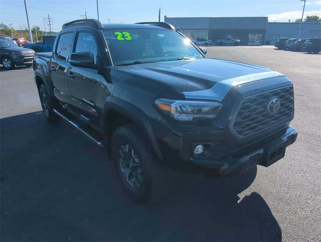 2023 Toyota Tacoma TRD Off Road's photo
