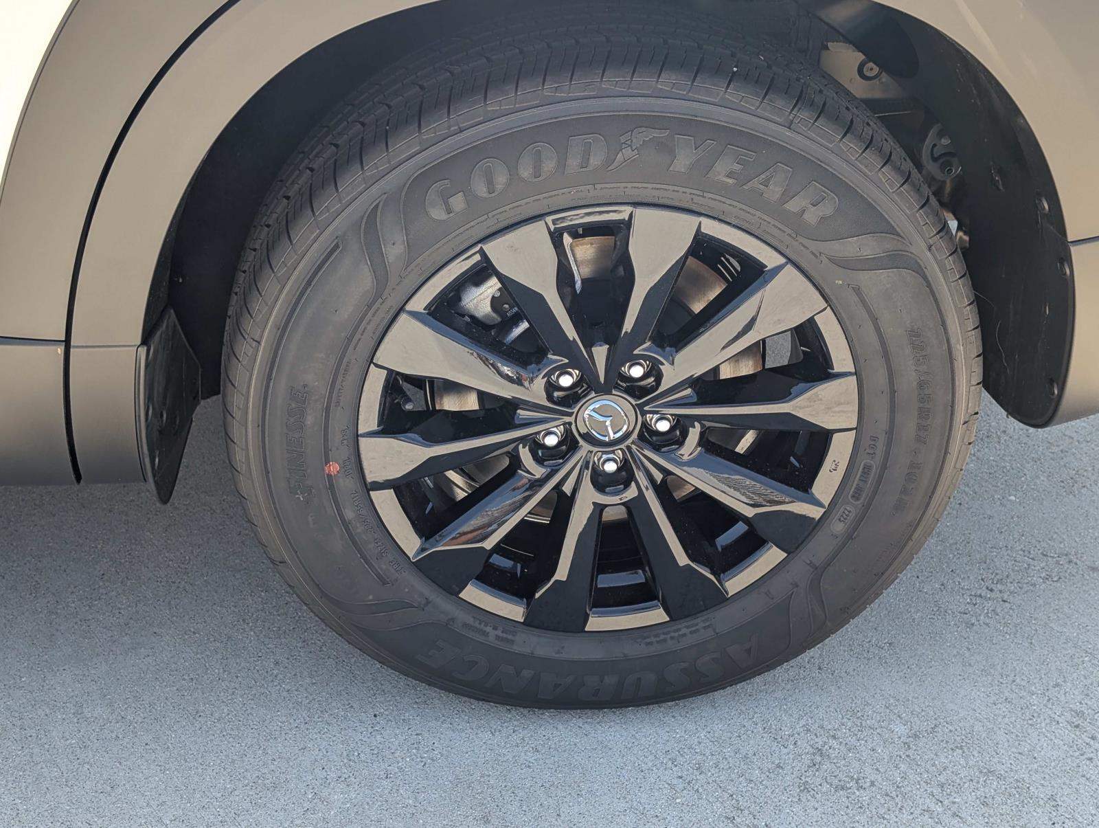 2025 Mazda CX-50 2.5 S Preferred photo 12