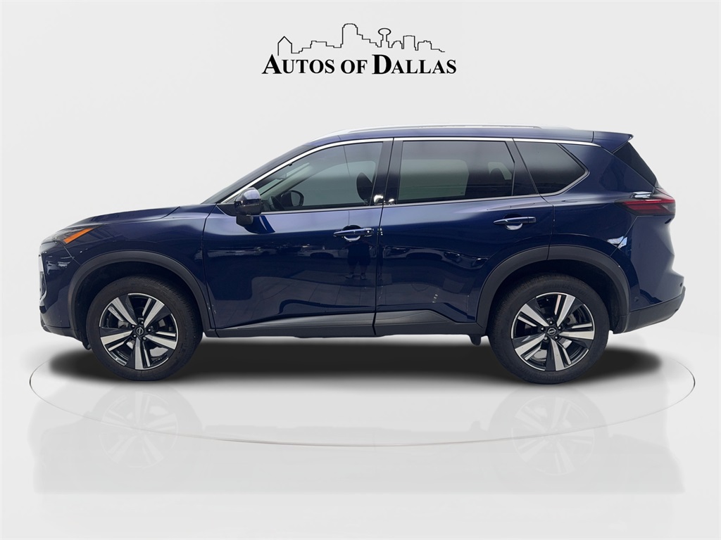 2024 Nissan Rogue SL photo 2