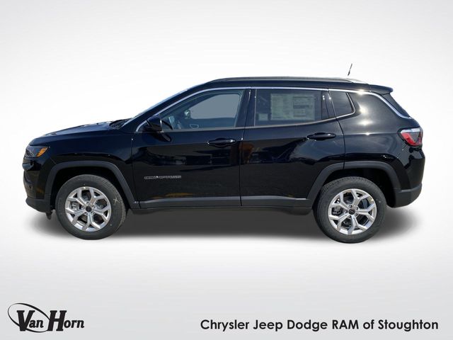 2025 Jeep Compass Latitude photo 11