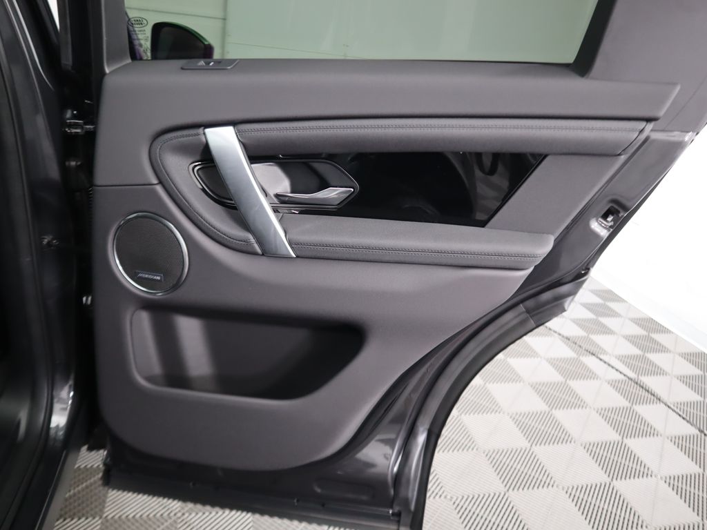 2025 Land Rover Discovery Sport S photo 25