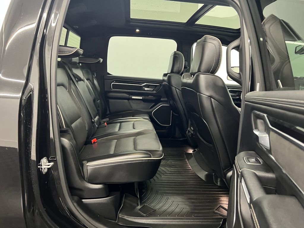 2019 Ram 1500 Laramie photo 26