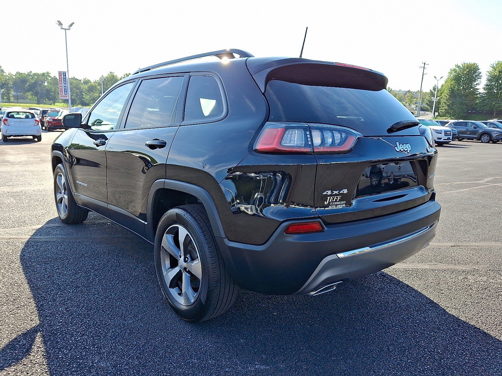 2022 Jeep Cherokee Limited photo 4