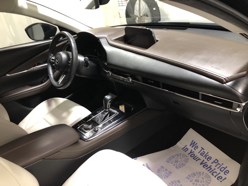 2021 Mazda CX-30 Premium photo 14