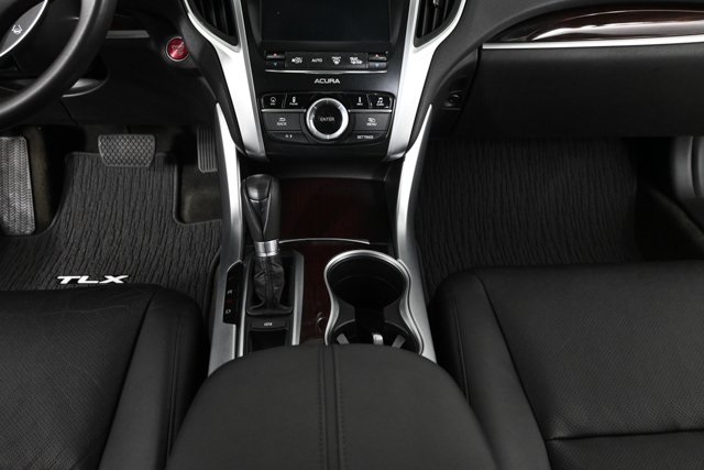 2015 Acura TLX Technology photo 18