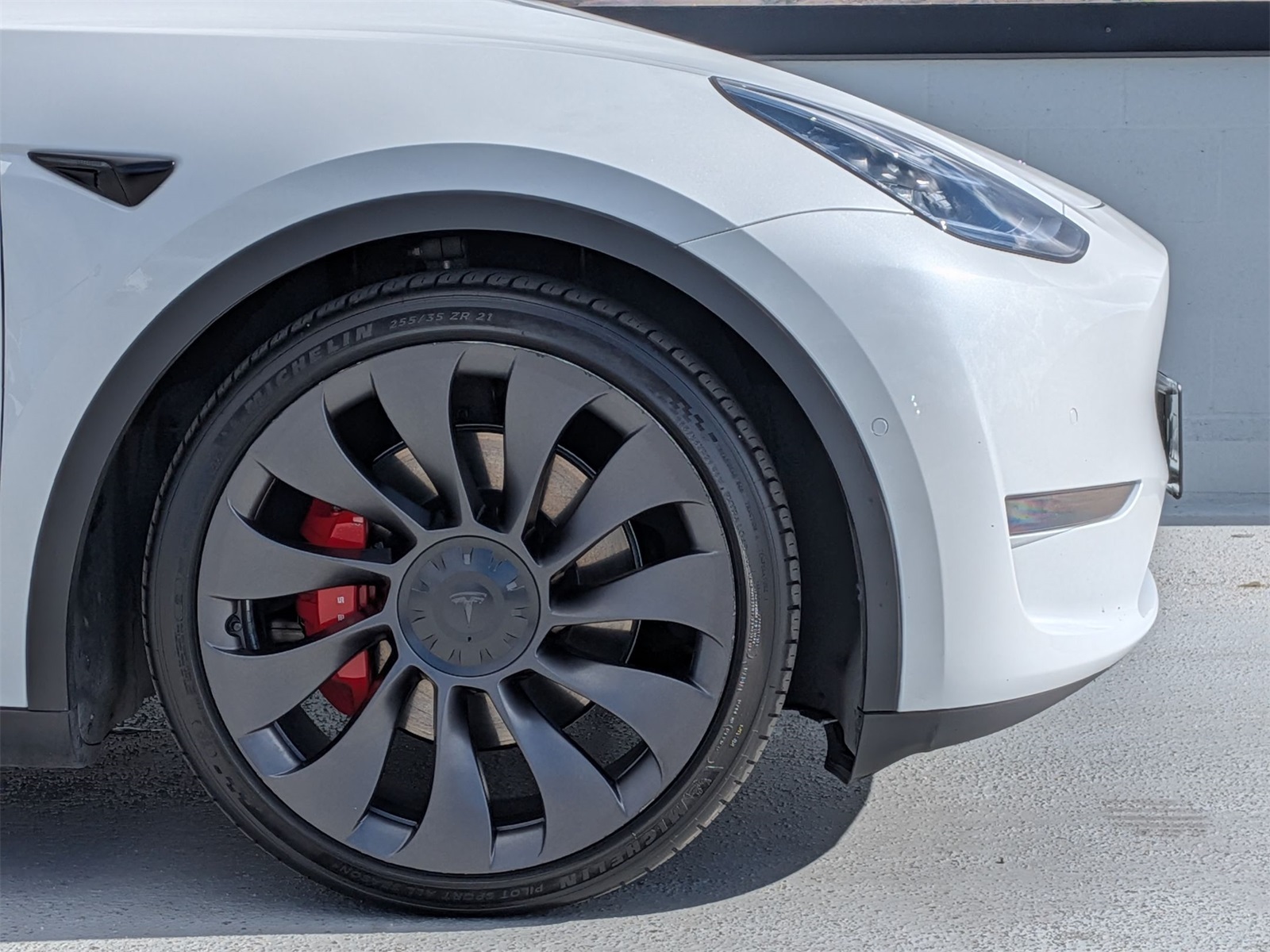 2020 Tesla Model Y Performance photo 11