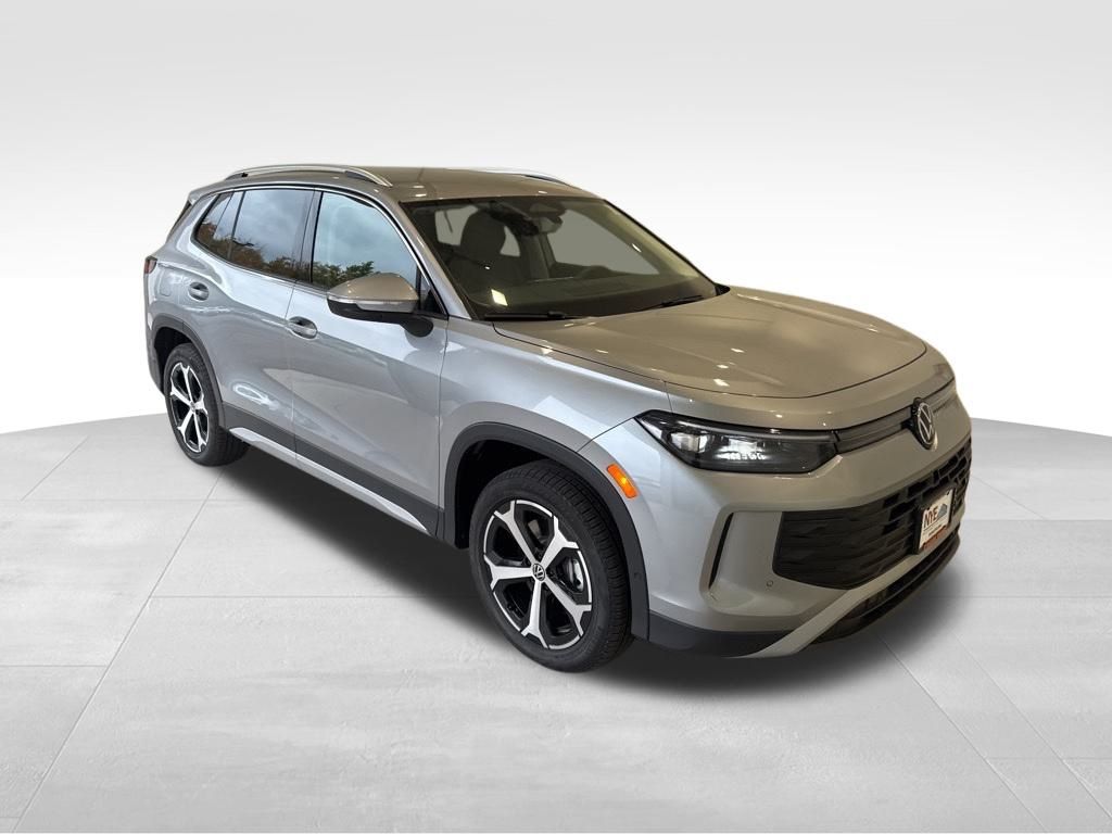 2025 Volkswagen Tiguan SE photo 7
