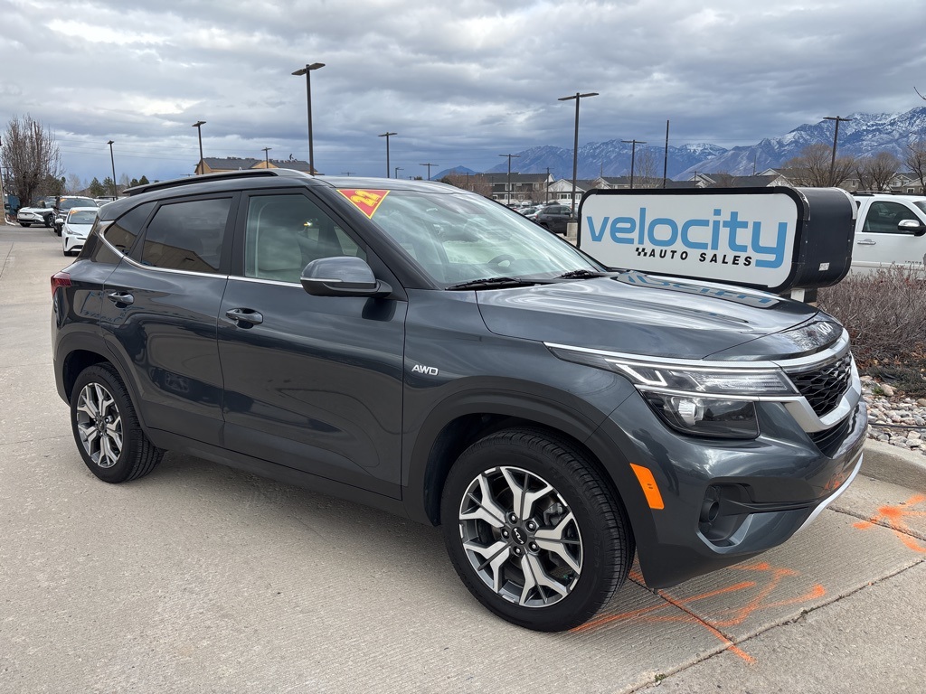 2022 Kia Seltos EX's photo