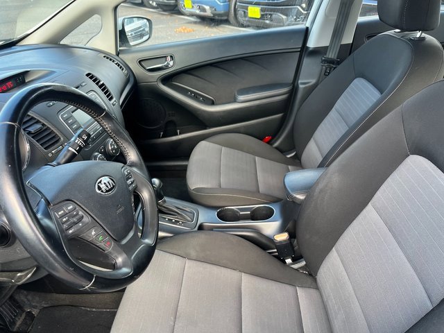 2015 Kia Forte EX photo 4