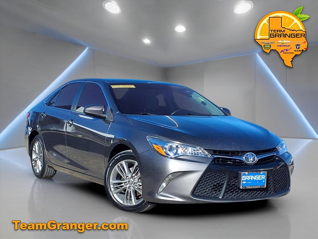 2015 Toyota Camry SE