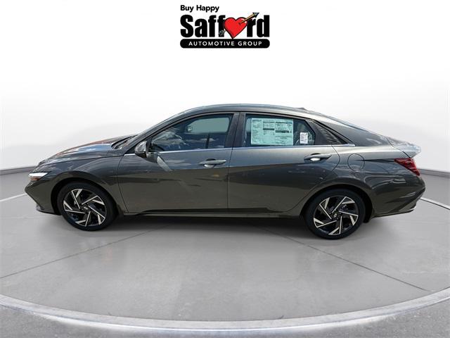 2025 Hyundai Elantra Hybrid Limited photo 4