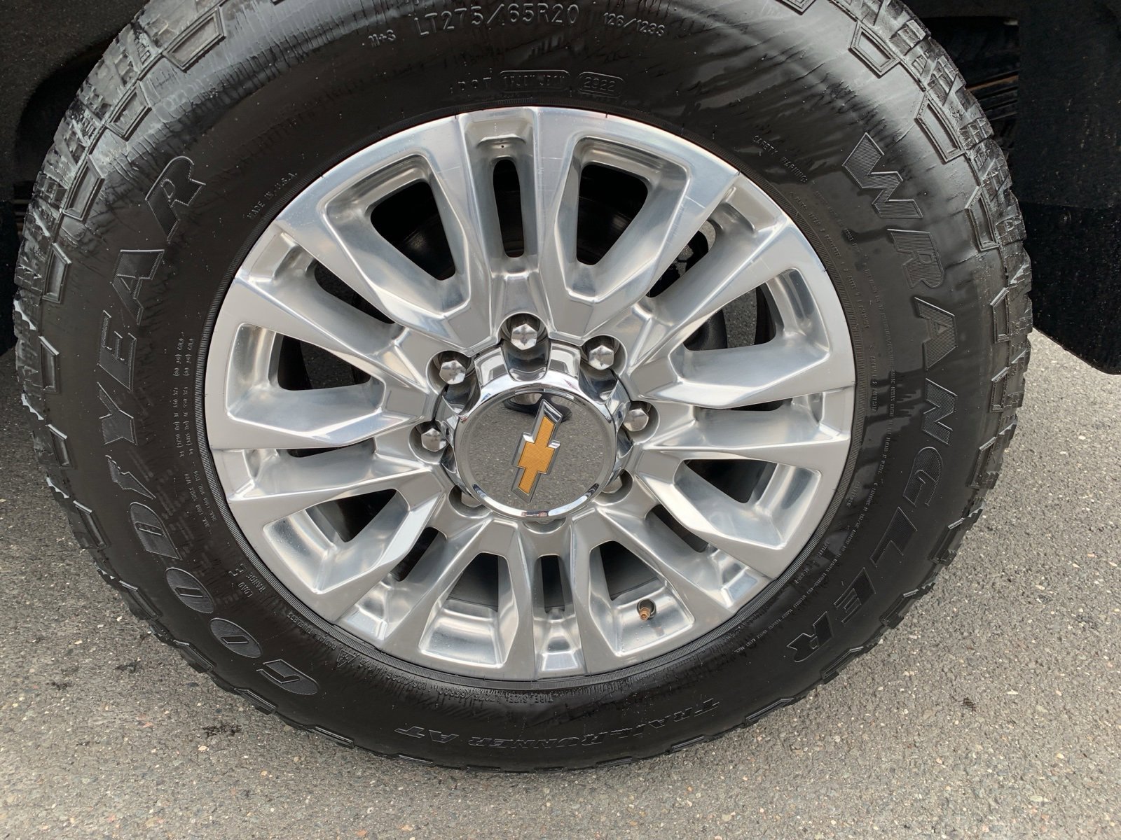 2023 Chevrolet Silverado 2500HD High Country photo 11