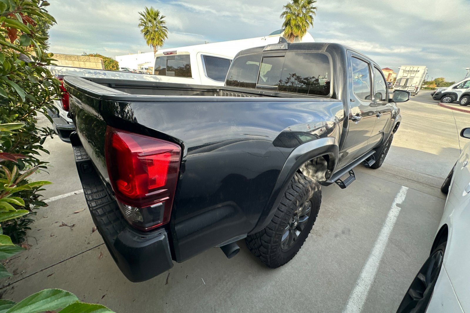 2023 Toyota Tacoma SR5 photo 4