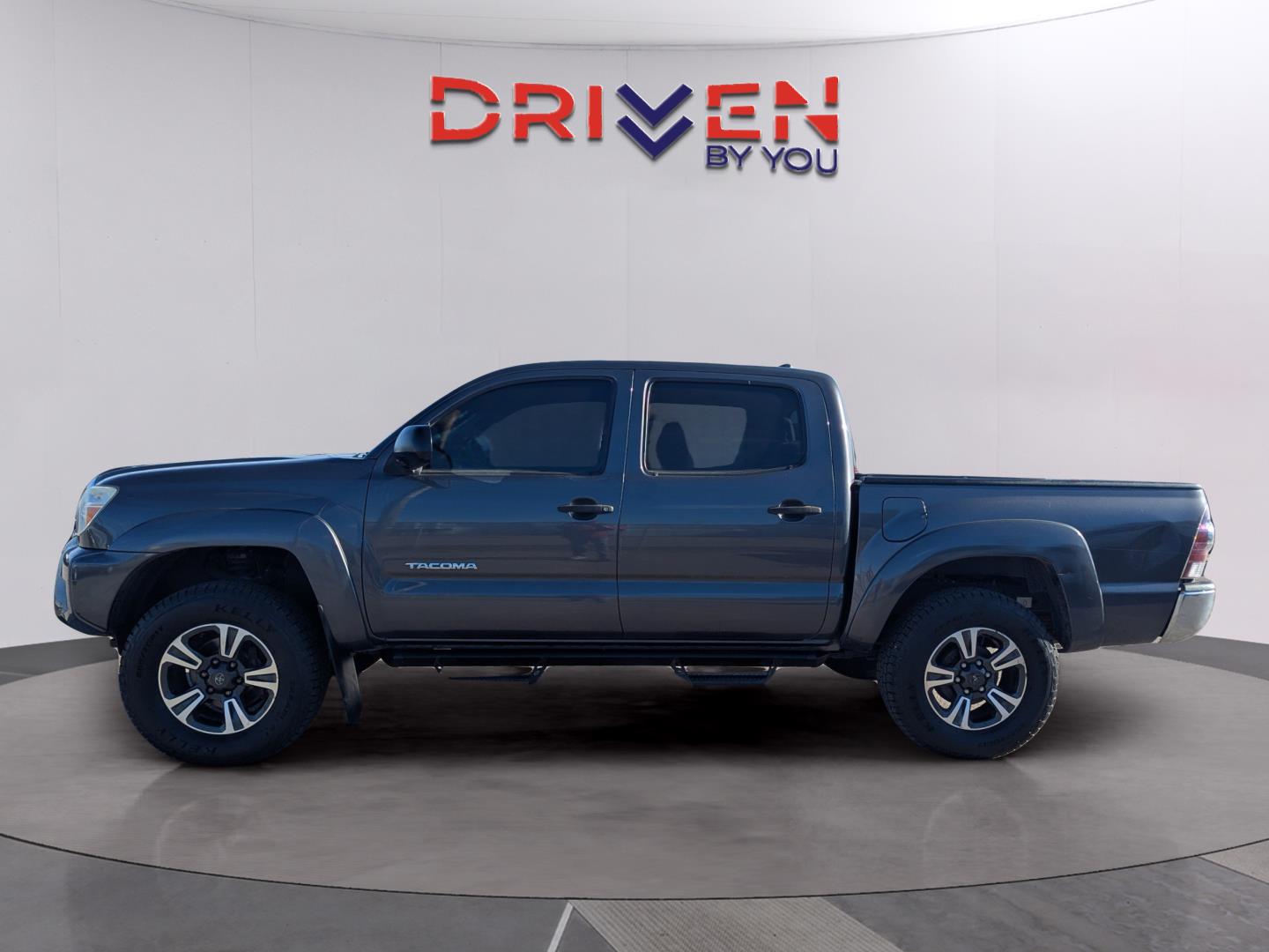 2015 Toyota Tacoma PreRunner photo 2