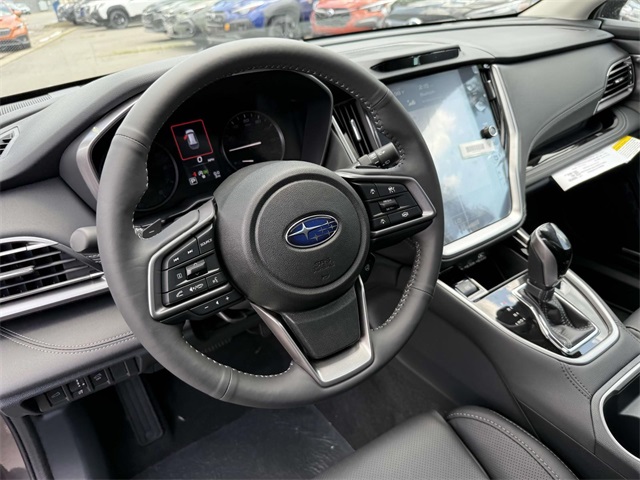 2025 Subaru Outback Touring XT photo 2