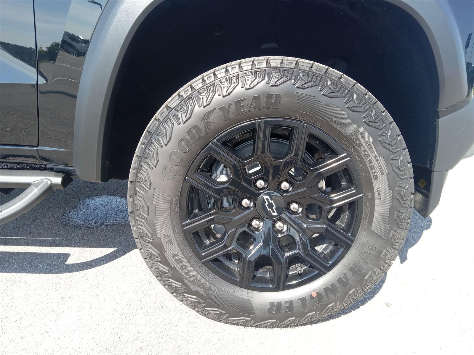 2026 Chevrolet Colorado Trail Boss photo 19
