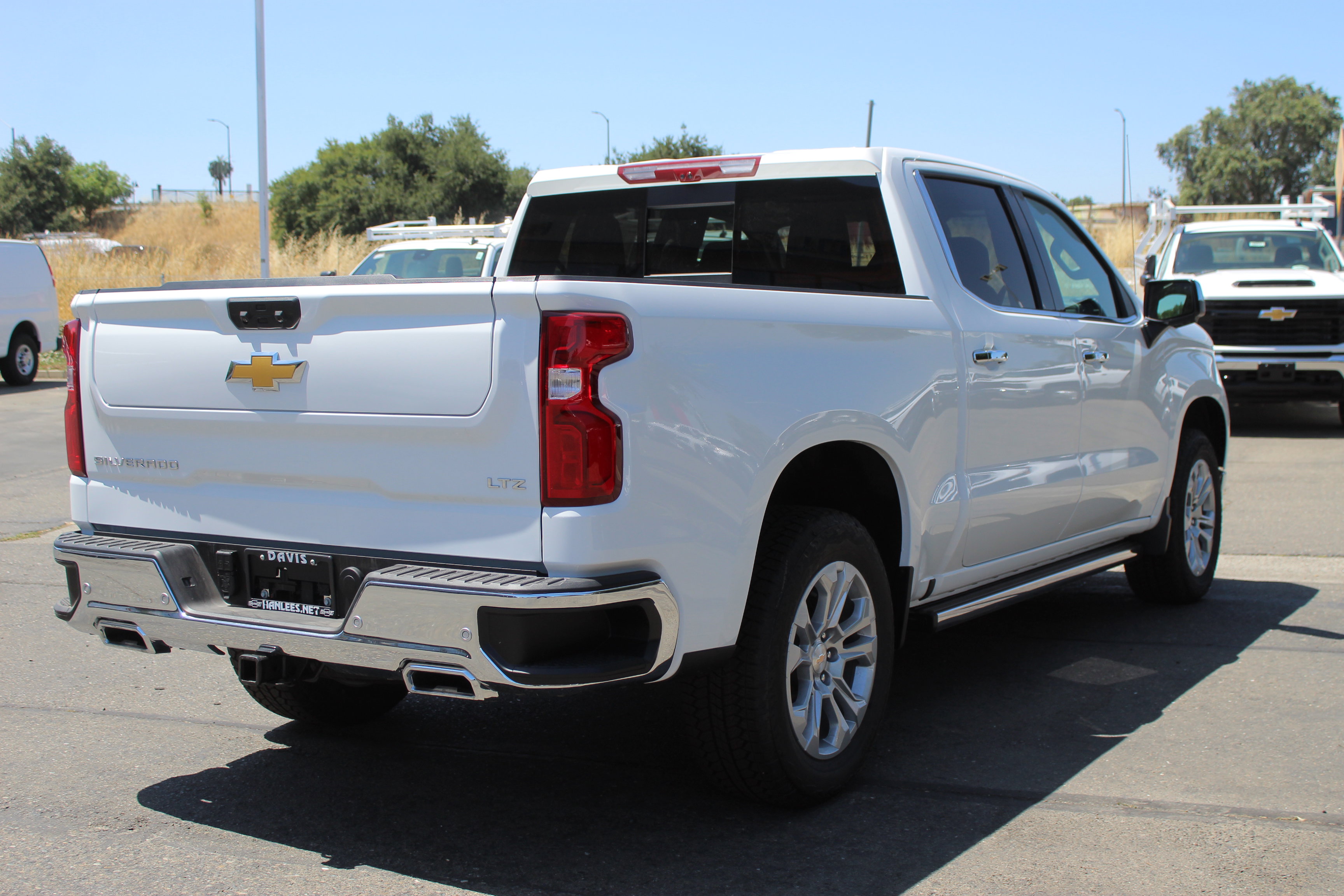 2025 Chevrolet Silverado 1500 LTZ photo 6