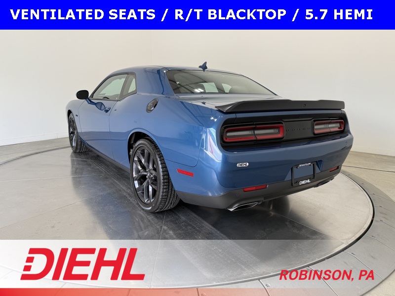 2023 Dodge Challenger R/T Plus photo 5