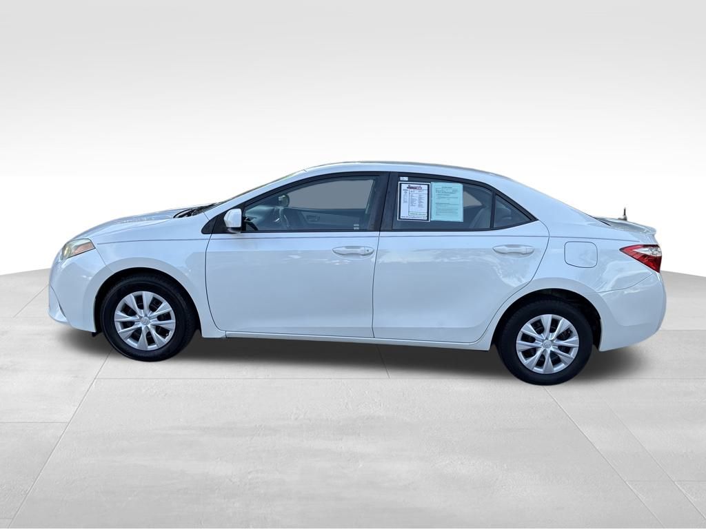 2014 Toyota Corolla LE Eco photo 2