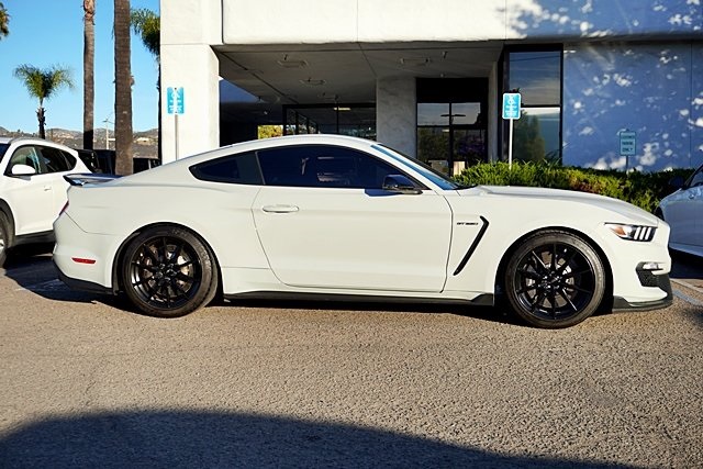 Used 2017 White Ford Shelby GT350 image 7