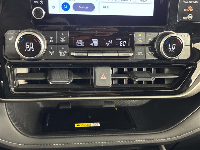 2024 Toyota Highlander XLE photo 20