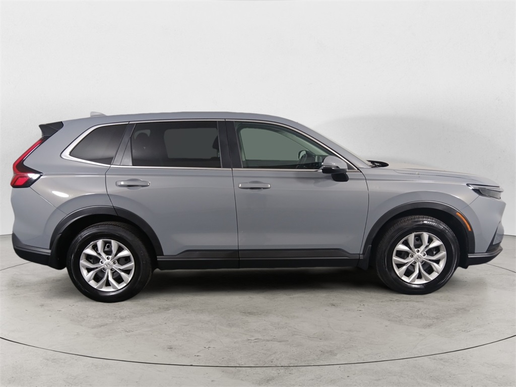 2025 Honda CR-V LX photo 6