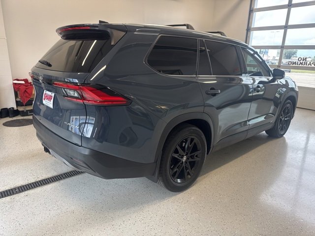 2024 Toyota Grand Highlander Platinum photo 5
