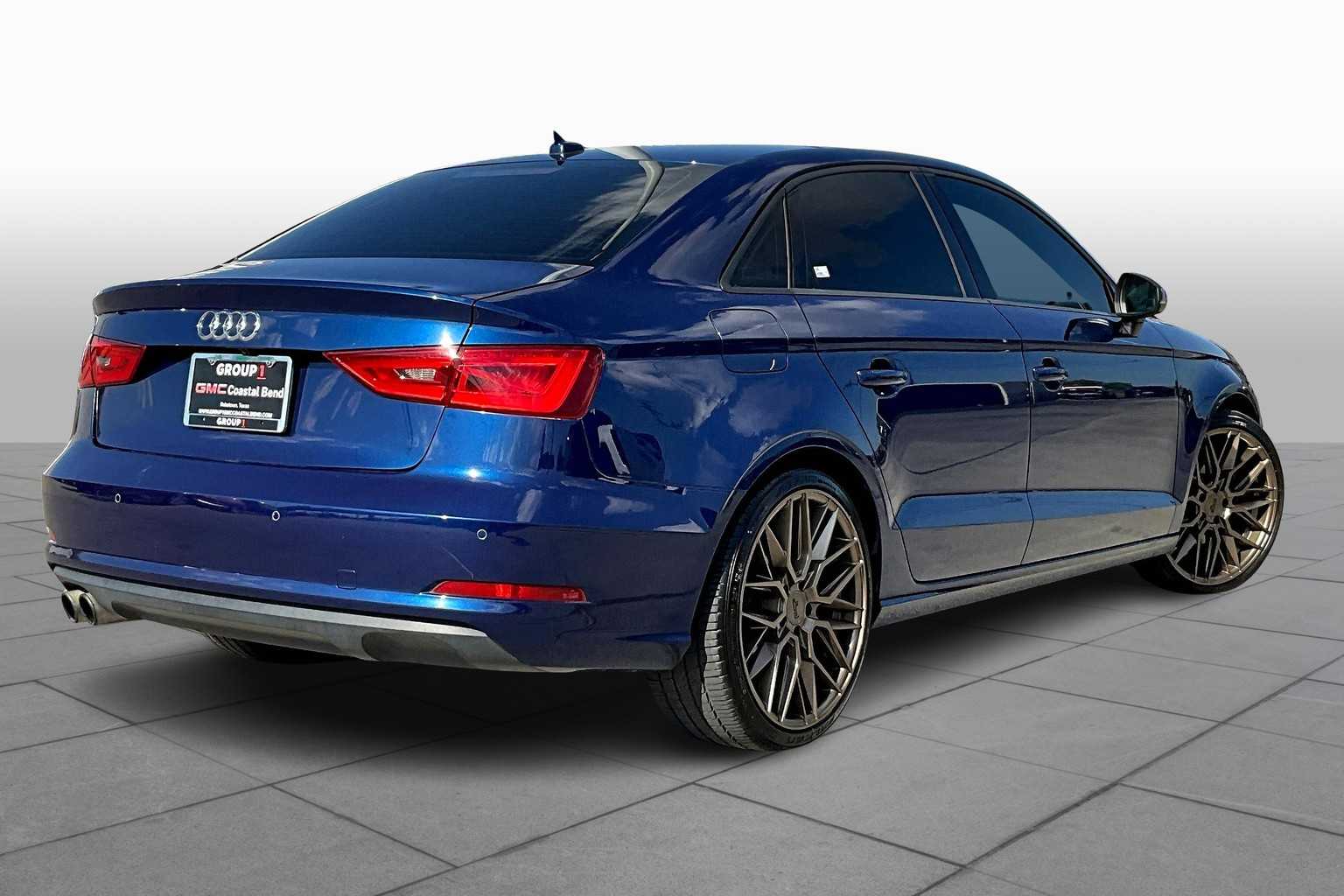 2016 Audi A3 1.8T photo 11
