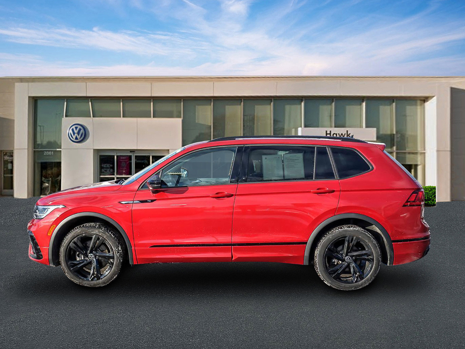 2024 VOLKSWAGEN TIGUAN - Image 3