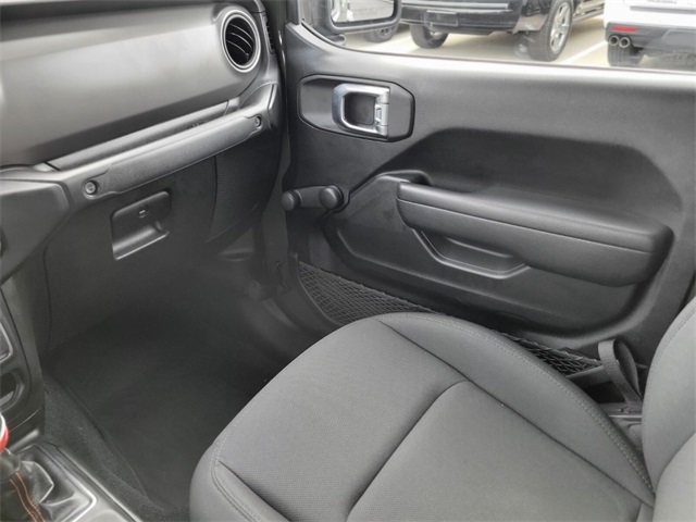 2022 Jeep Gladiator Willys photo 15