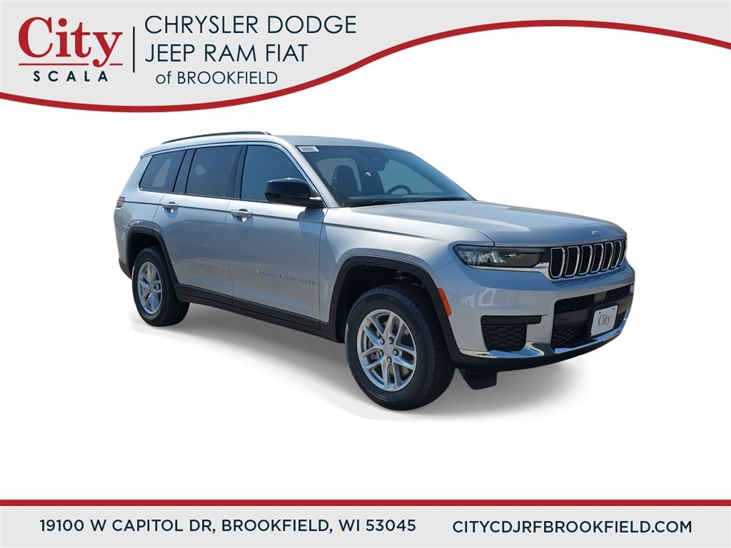 2025 Jeep Grand Cherokee L Laredo's photo