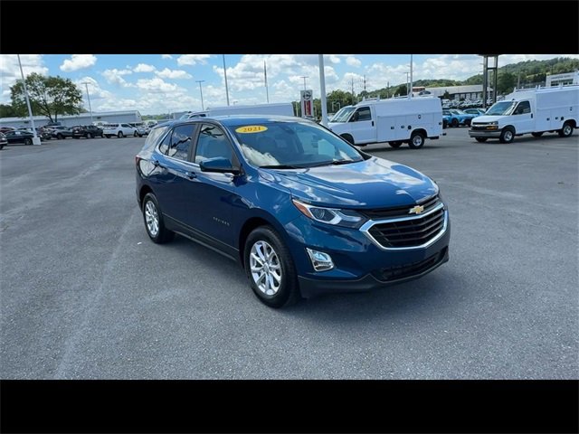 2021 Chevrolet Equinox LT photo 2