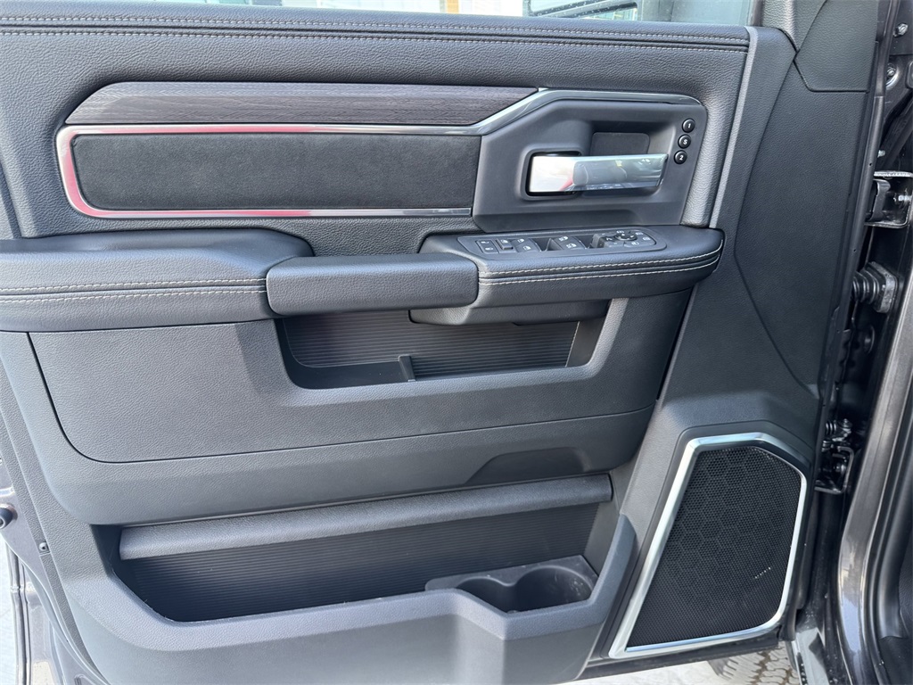 2025 Ram 2500 Laramie photo 15