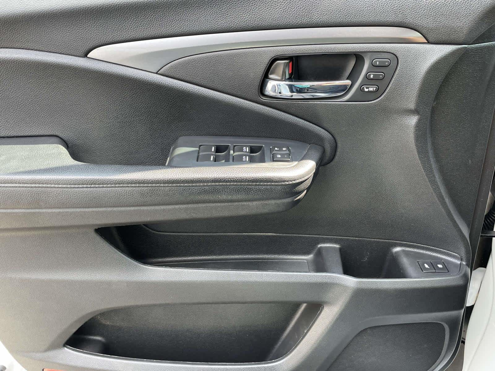2022 Honda Pilot Special Edition photo 24