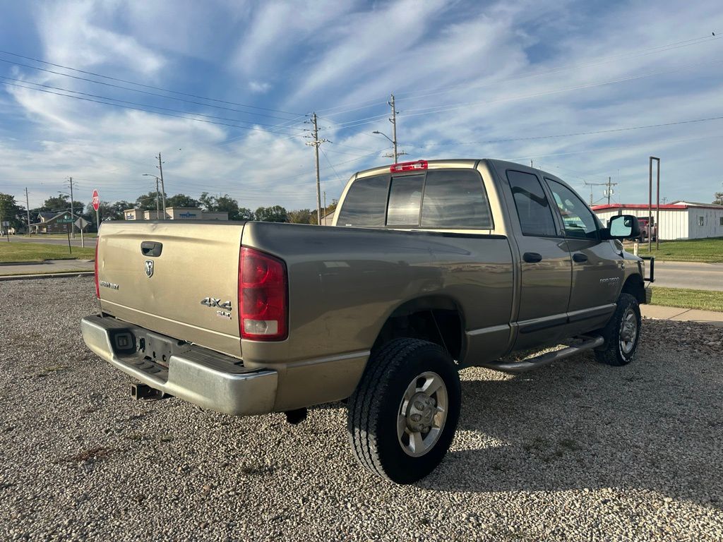 2006 Dodge Ram 3500 SLT photo 4