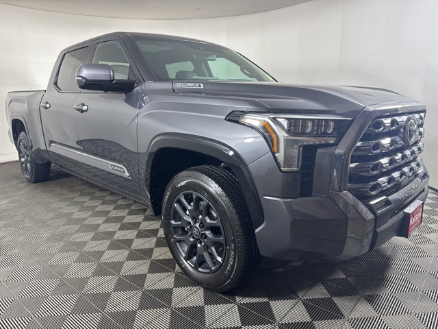 2026 Toyota Tundra Platinum's photo