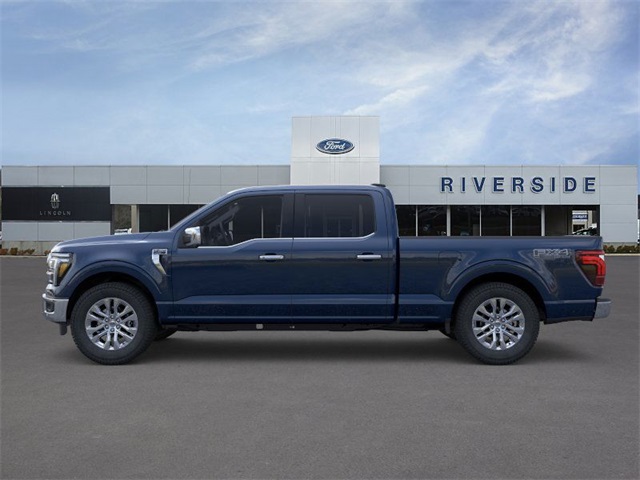 2025 Ford F-150 Lariat photo 2
