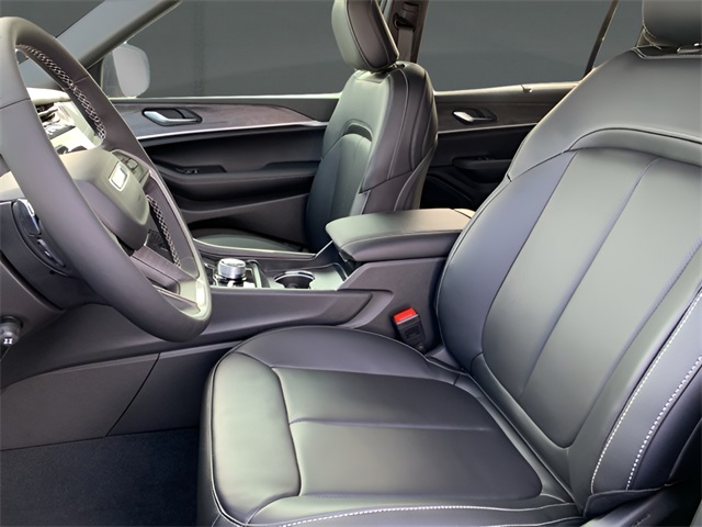 2025 Jeep Grand Cherokee Limited photo 17