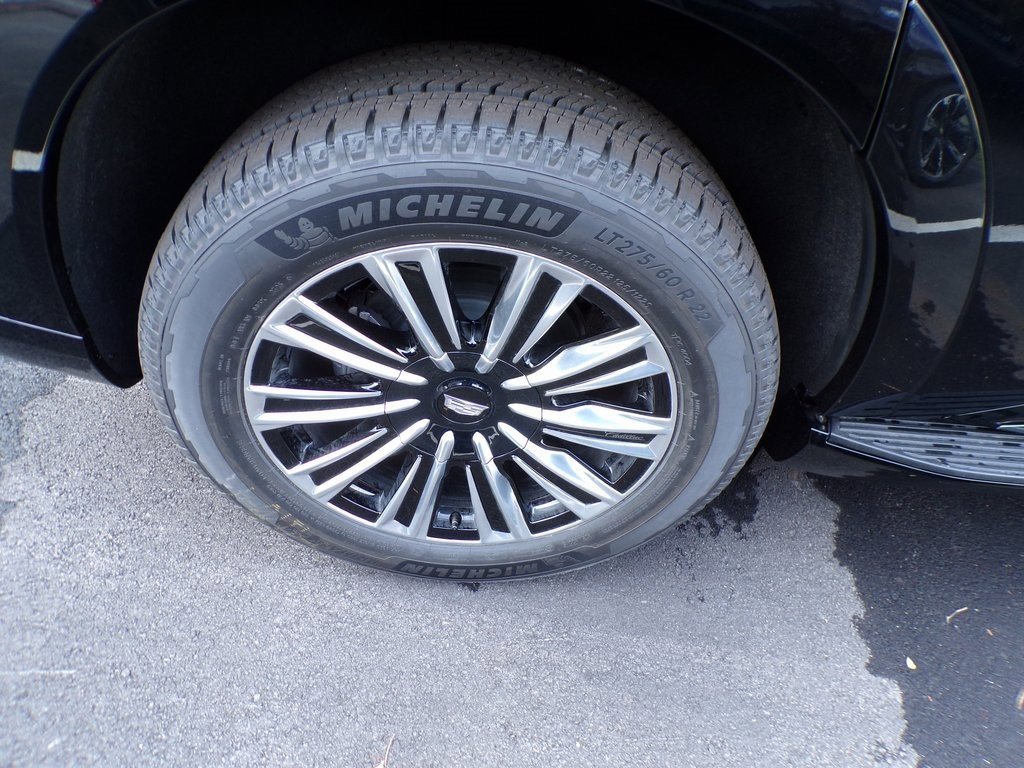 2026 Cadillac Escalade IQ Sport photo 4