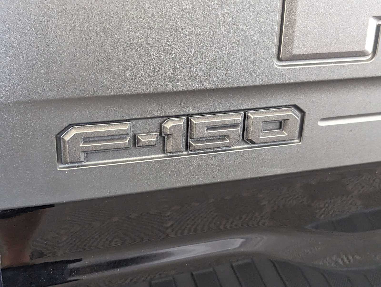 2023 Ford F-150 Raptor photo 9