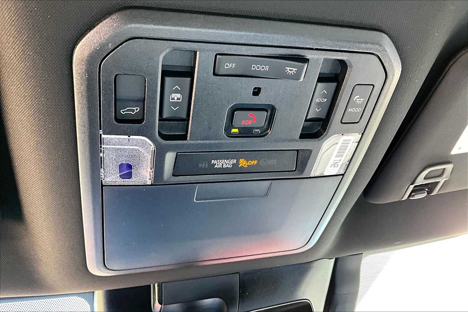 2026 Toyota Sequoia Platinum photo 16