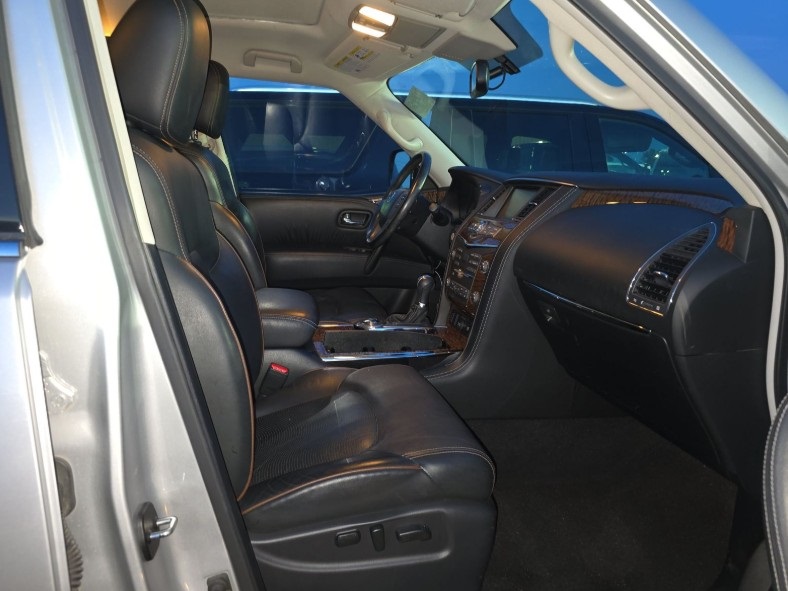 2018 Nissan Armada SL photo 15