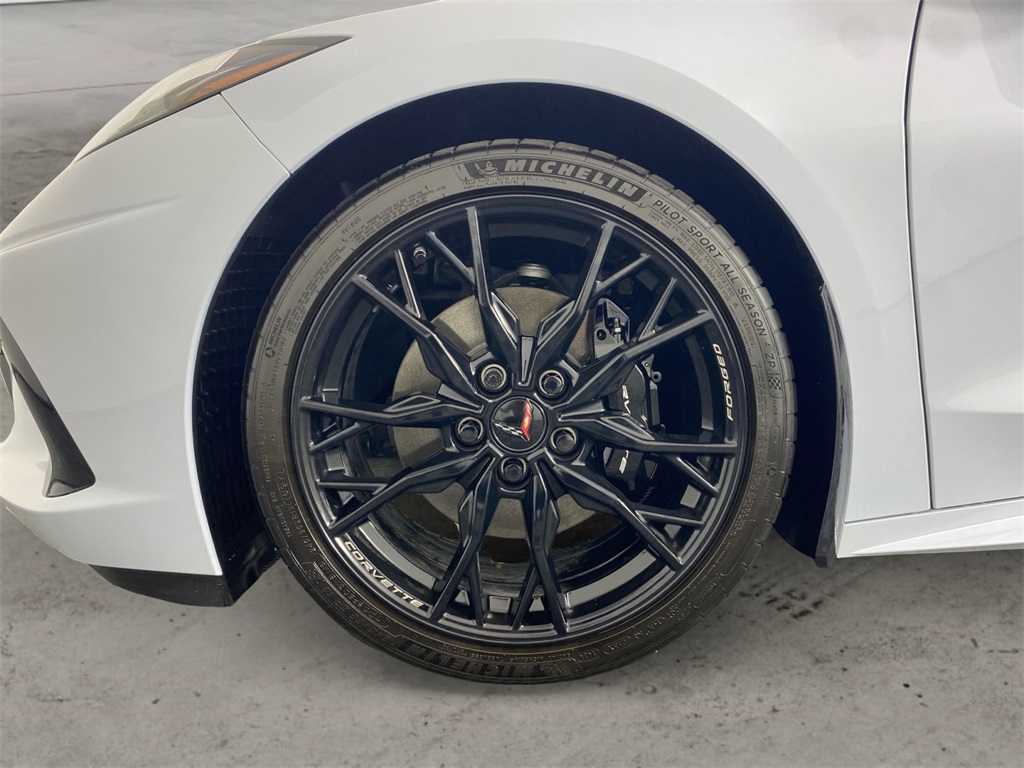 2024 Chevrolet Corvette Stingray 2LT photo 14