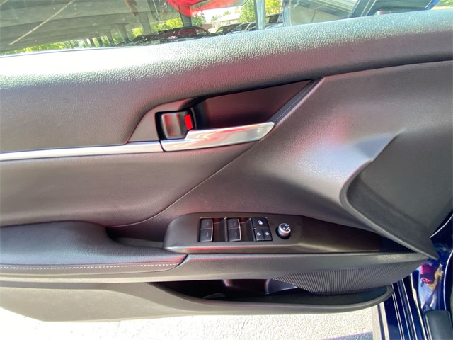 2022 Toyota Camry XSE photo 4